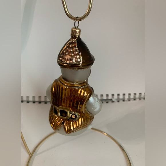 Sherlock Holmes Englishman Blown Glass Christmas Ornament - Picture 4 of 6